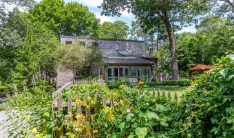 29 Sturgis Ln, Barnstable, MA 02630