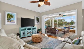 806 EAGLE Ln, Apollo Beach, FL 33572