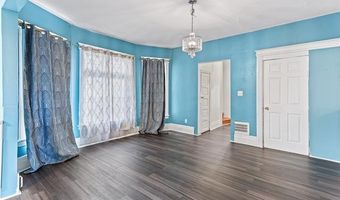5839 McMillan St, Allen Park, MI 48209
