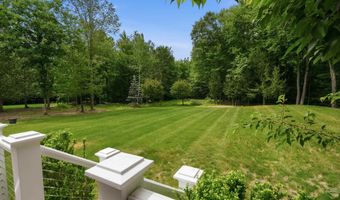 62 Dupaw Gould Rd, Brookline, NH 03033