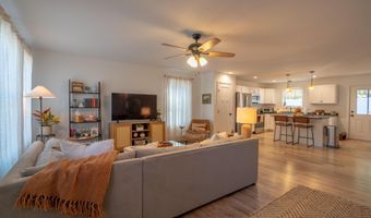 28 Firefly Ln, Bangor, ME 04401