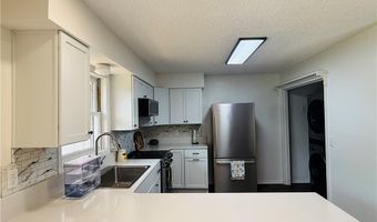 4 Chandler Ln, Bella Vista, AR 72715