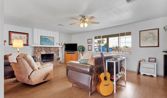 14204 Crow Rd, Apple Valley, CA 92307