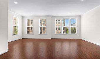 42367 PIPER Crk, Ashburn, VA 20148
