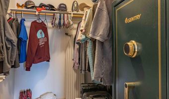 345 ARNOLD Dr, Aztec, NM 87410