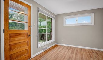 5849 Wilson Dr, Bethel Park, PA 15102