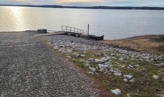 10 Sunset Pass, Big Sandy, TN 38221