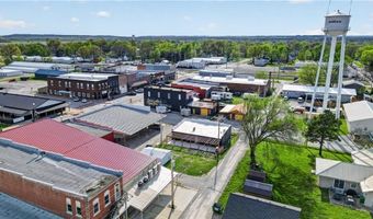 405 N Virginia Ave, Adrian, MO 64720