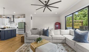 42460 MILDRED LANDING Sq, Ashburn, VA 20148