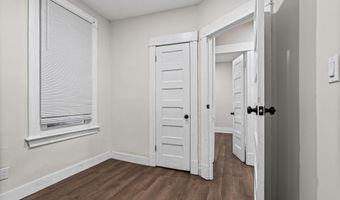 31 Bertha St, Albany, NY 12209