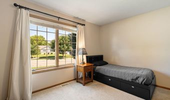 1300 26TH St SW, Austin, MN 55912