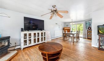 47 Allston Ave, Middletown, RI 02842