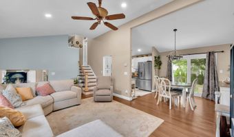 9 Brentwood Ter, Middletown, NJ 07748
