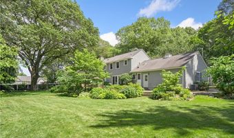 237 Highland Ave, Warwick, RI 02886