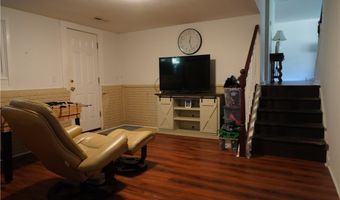 34128 Gina Dr, North Ridgeville, OH 44039