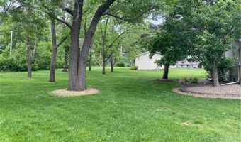 13993 Crosstown Blvd NW, Andover, MN 55304