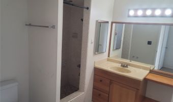 620 Mccully St 808, Honolulu, HI 96826