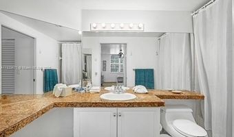 19877 E Country Club Dr 3107, Aventura, FL 33180