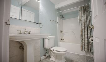 570 Upper Meehan Rd, Bristol, VT 05443