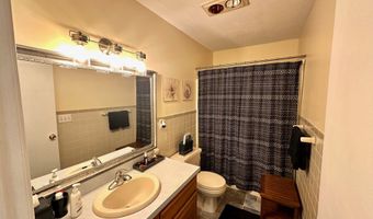 489 Wolcott St APT 25, Bristol, CT 06010