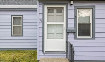 32 Birch Ct, Burlington, VT 05408