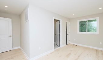 318 N PAYNE St, Alexandria, VA 22314