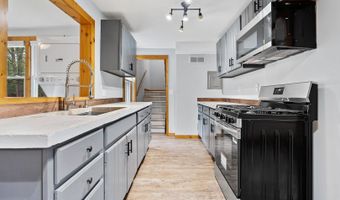 42782 N Lake Ave, Antioch, IL 60002