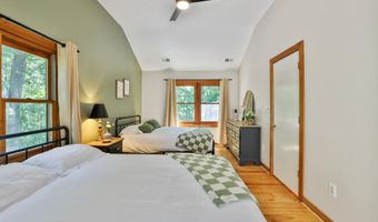 21663 OATLANDS Rd, Aldie, VA 20105