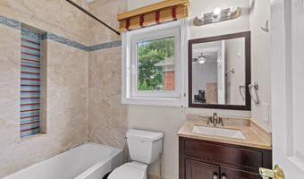7230 BEVERLY St, Annandale, VA 22003