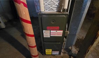 1007 7th Ave NE, Austin, MN 55912