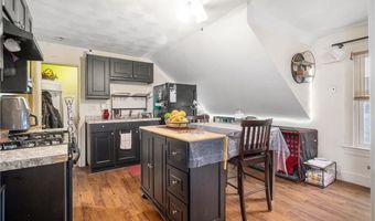 13 Elizabeth St, Cumberland, RI 02864