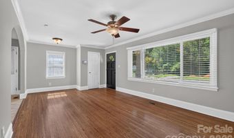 1323 Carolyn Dr, Charlotte, NC 28205