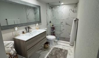 20335 W Country Club Dr 910, Aventura, FL 33180