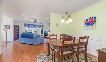 126 Boylston St 126, Cranston, RI 02921