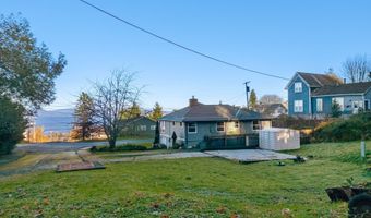 836 33RD St, Astoria, OR 97103