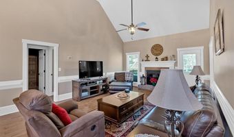 28 Golden Eagle Dr, Adairsville, GA 30103