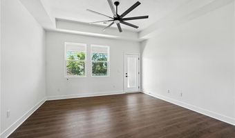 1665 N Grayhawk Dr, Basehor, KS 66007