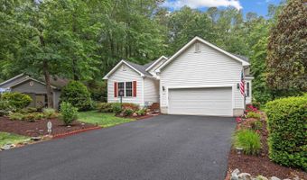 11 BURR HILL Dr, Berlin, MD 21811