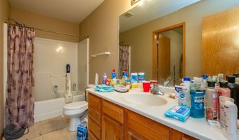 1330 10th Ave SE, Altoona, IA 50009