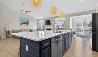 17804 SEASHORE Dr, Lewes, DE 19958