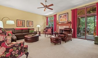 1059 Oakwood Dr, Alliance, OH 44601