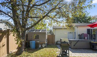 34 Drexel Dr, Jackson, NJ 08527