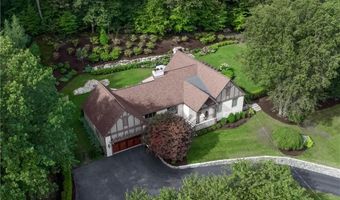 35 TIMBERLAND Dr, Lincoln, RI 02865