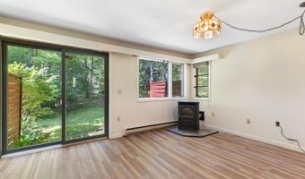 9 Evergreen Ln, Brattleboro, VT 05301