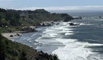 17744 HIGHWAY 101 C-306, Brookings, OR 97415