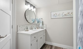 425 Kringen Ave, Baltic, SD 57003