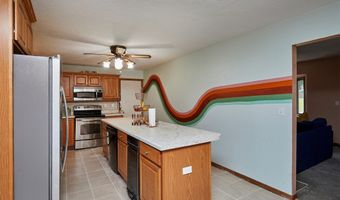 1612 Horse N Buggy Dr, Adel, IA 50003