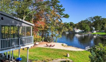79 Lake Dr, Glocester, RI 02814