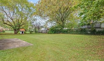 14 Fieldcrest Rd, Arden, NC 28704