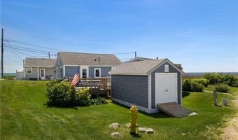11 Woodruff St, Narragansett, RI 02882